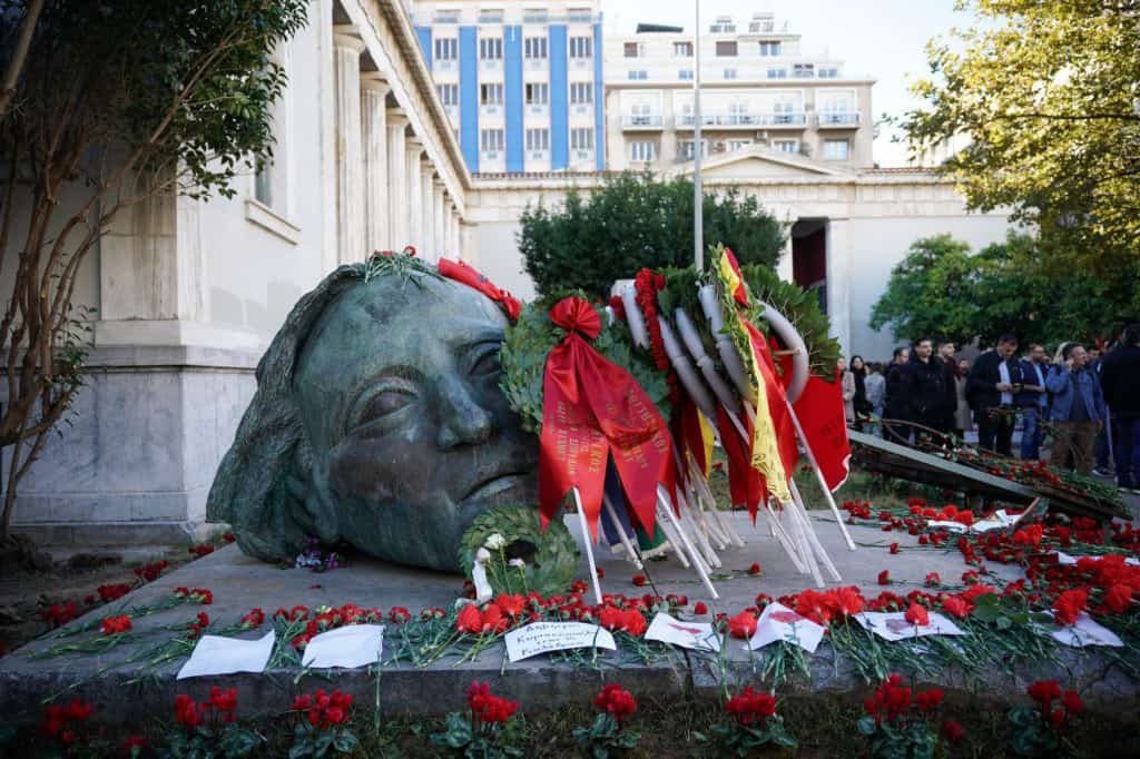 Το Εργατικό Κέντρο Καλαμάτας για την επέτειο του Πολυτεχνείου