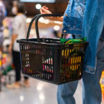 Καταναλωτές: Οι 6 στους 10 ανησυχούν για το αυξημένο κόστος ζωής